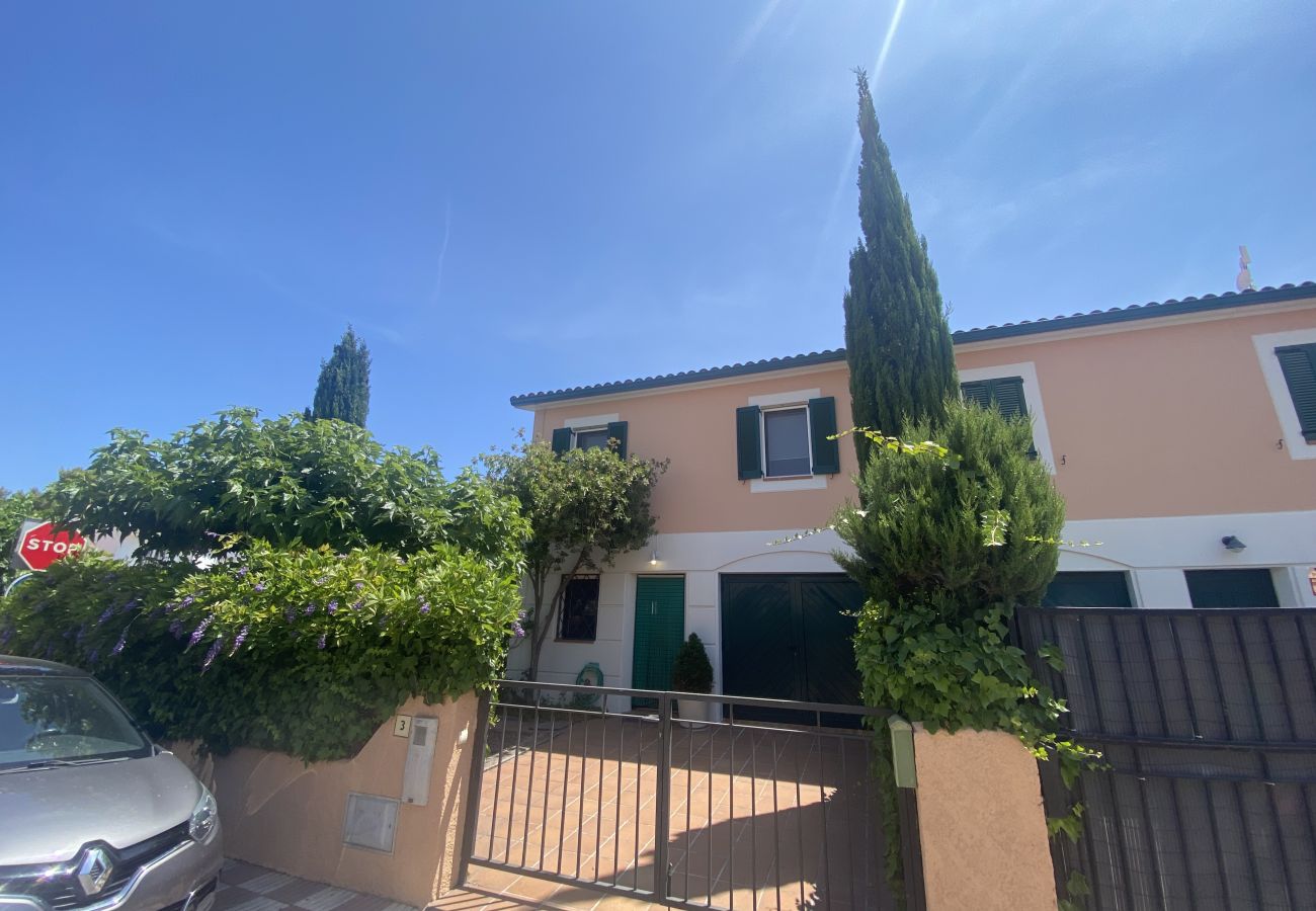 House in Torroella de Montgri - Daró 3D 03 Corner house with air conditioning, pool, close to the beach