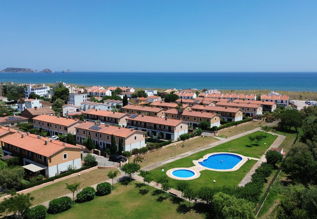 House in Torroella de Montgri - Daró 3D 03 Corner house with air conditioning, pool, close to the beach