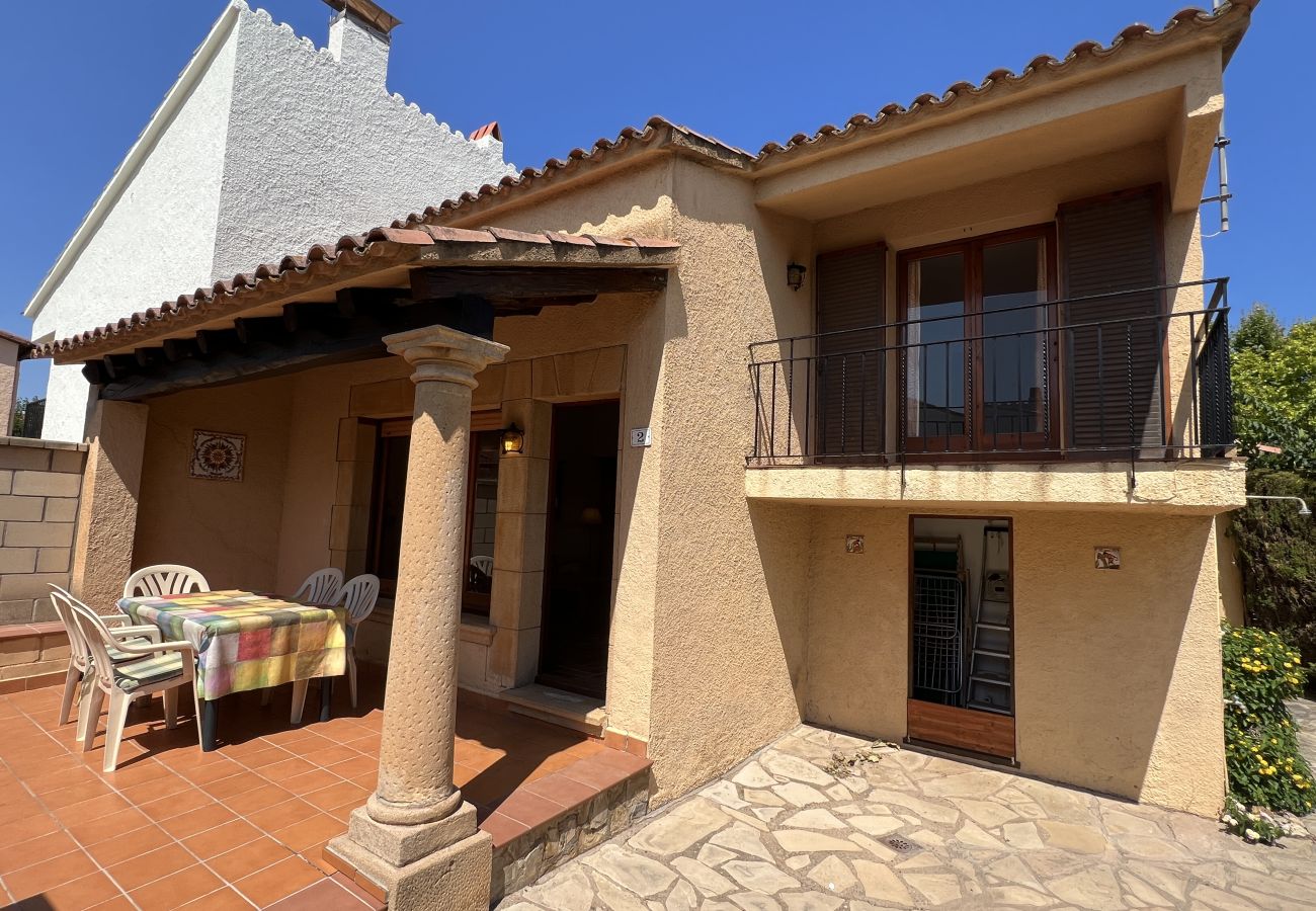 Terraced House in Torroella de Montgri - House la rustica with garden