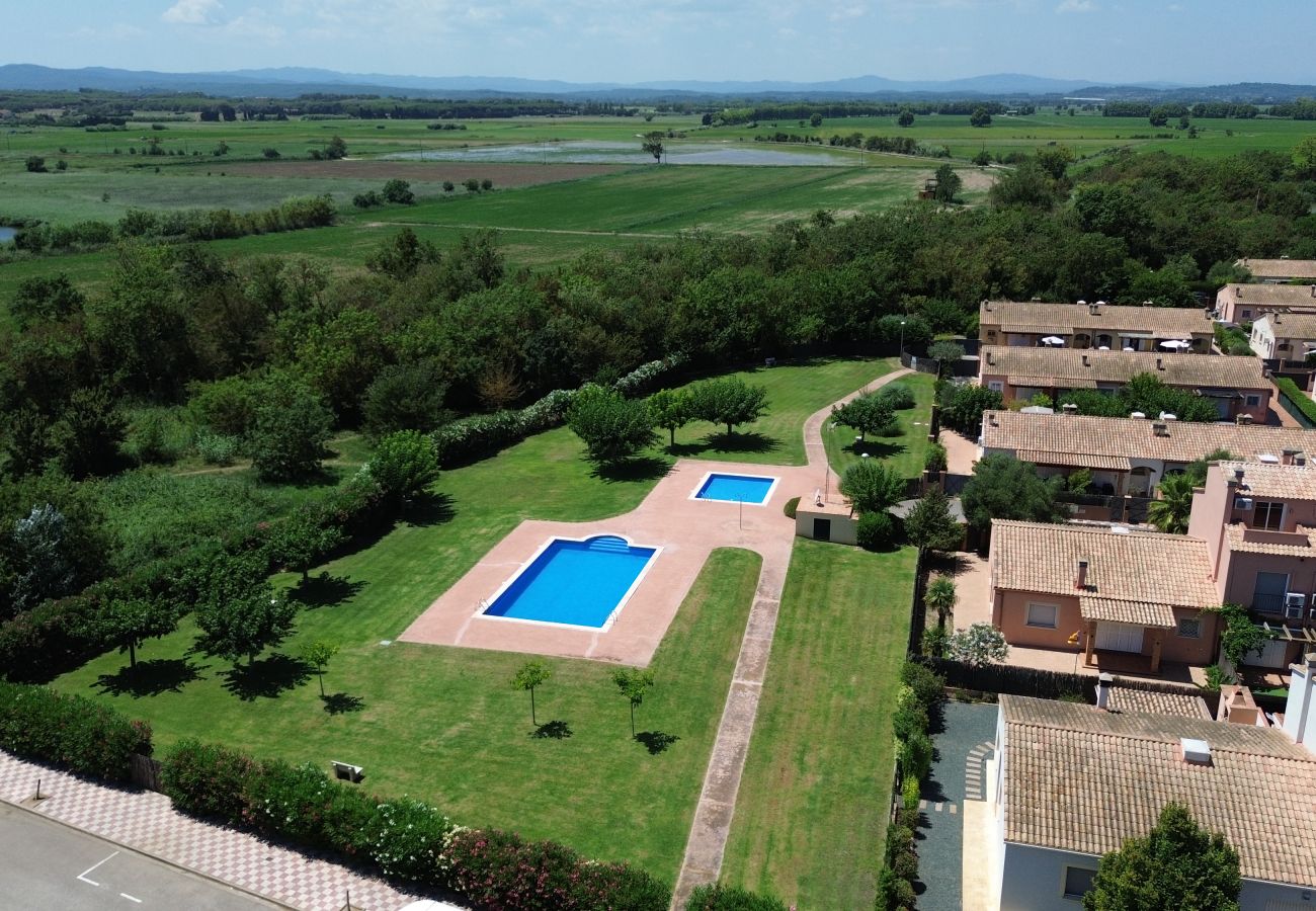 Villa in Torroella de Montgri - Semi-detached house for sale on Calle Pinsà, 155