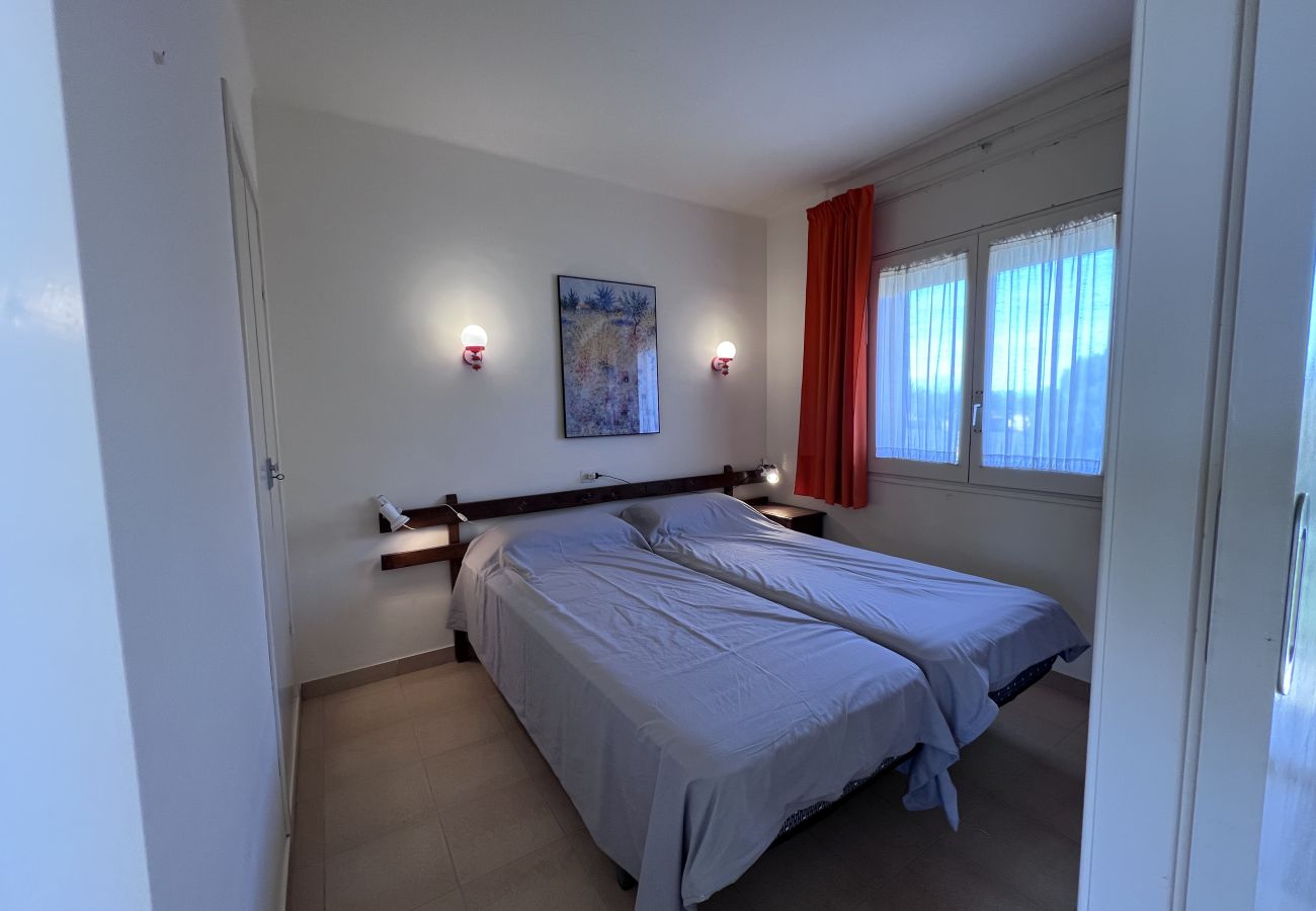 Apartment in Torroella de Montgri - Apartment MN 134 near the sea for sale