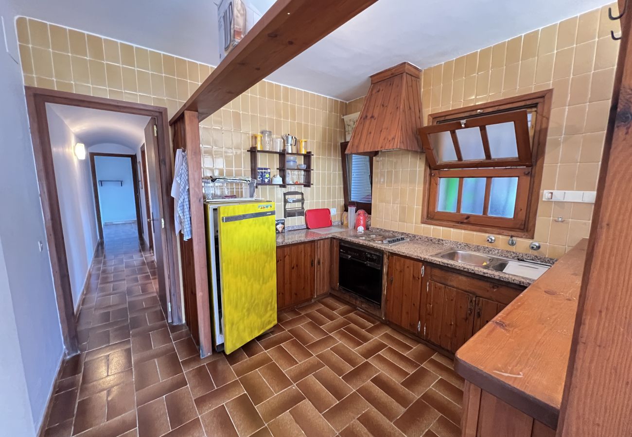 Apartment in Torroella de Montgri - Beachfront groundfloor apartmet